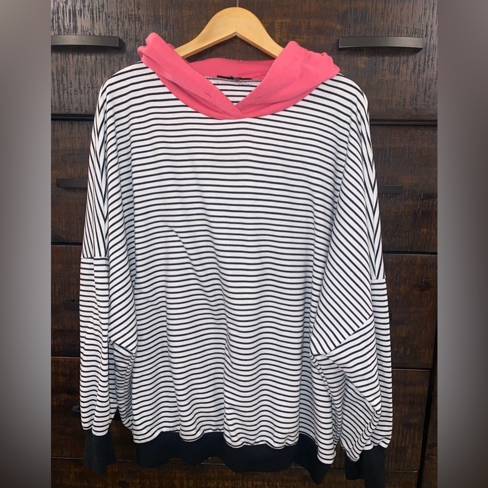 Glitzy Girlz 3X Striped Hoodie with Pink Hood